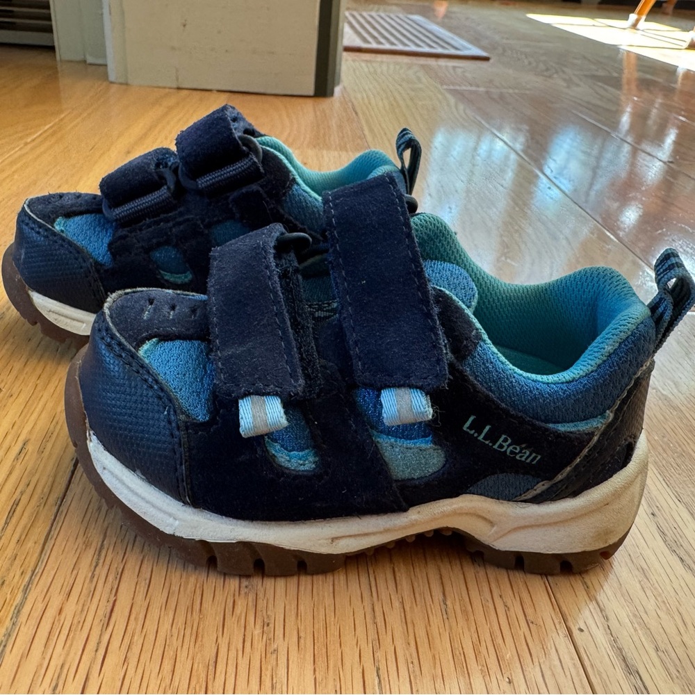 LL Bean Toddlers Trail Model Hikers, Low - Size 6 - Blue
